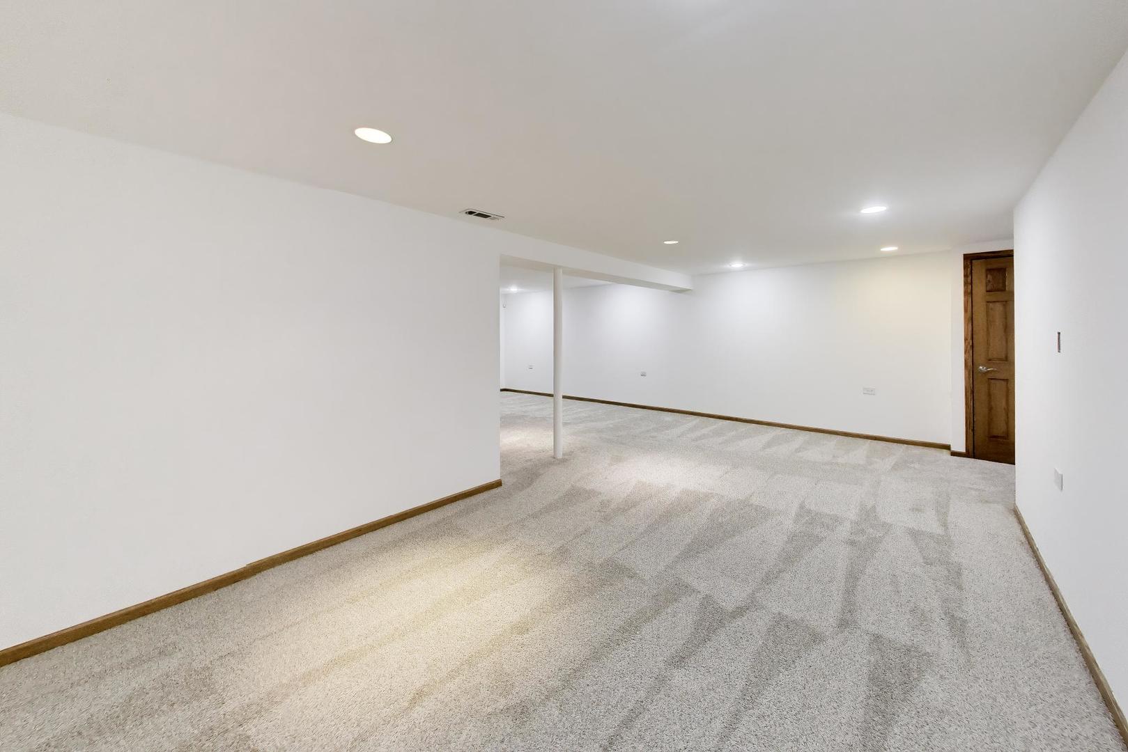 520 Hummingbird Lane Deerfield, IL 60015 - Photo 26 of 42
