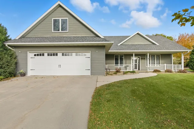 $430,000 | 1100 23rd Street Southeast, Willmar, MN 56201