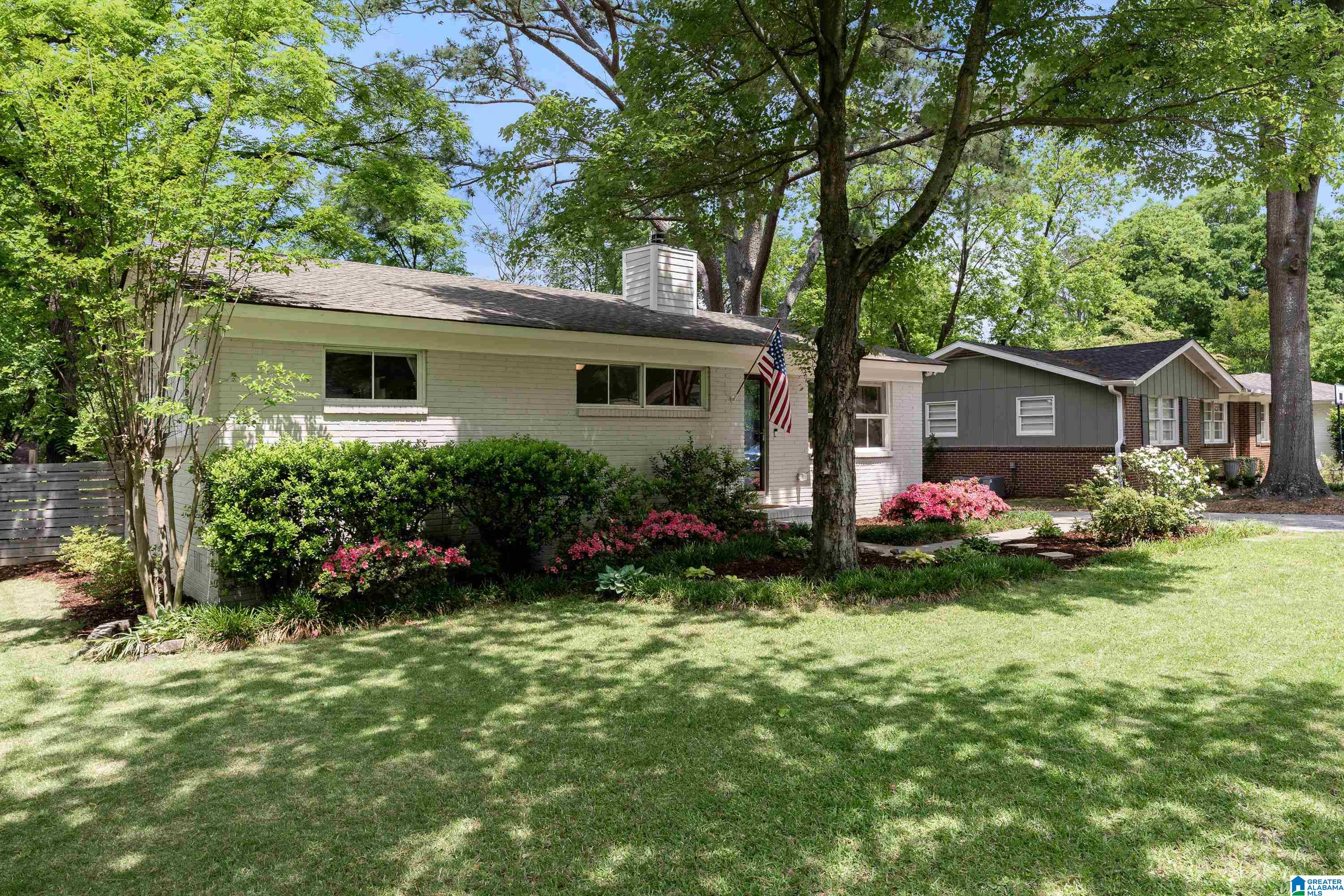 320 Willow Bend Road Homewood, AL 35209 - Photo 3 of 30