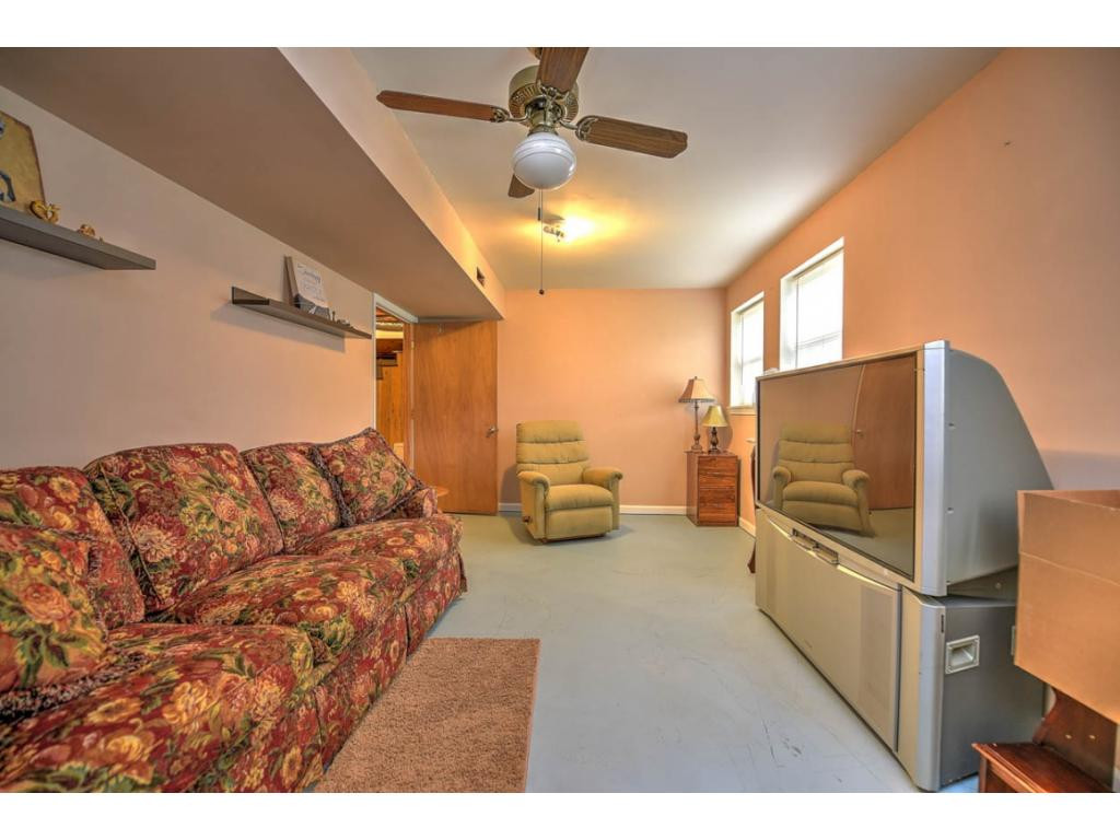 276 Berry Ridge Road Jonesborough, TN 37659 - Photo 29 of 36 Photo 29