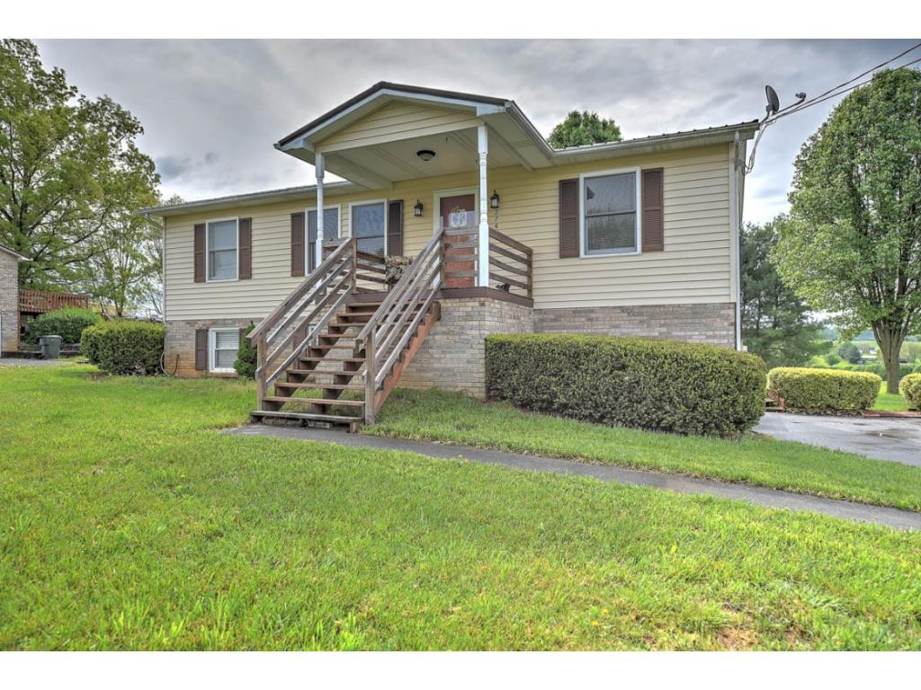 276 Berry Ridge Road Jonesborough, TN 37659 - Photo 3 of 36 Photo 3