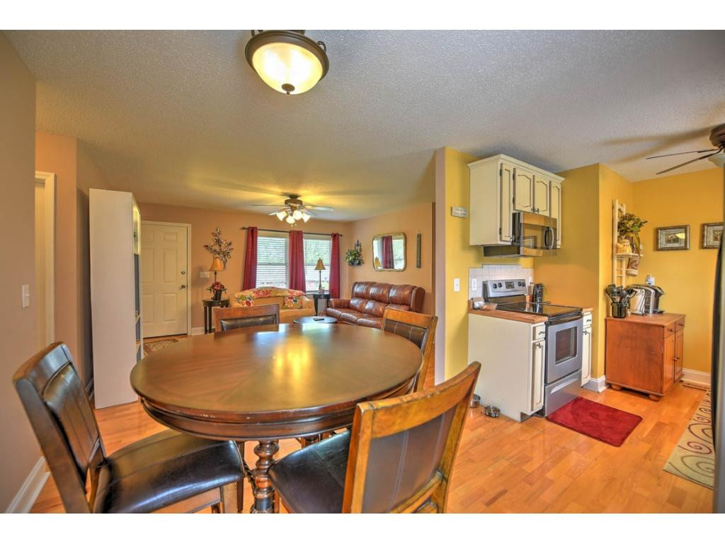 276 Berry Ridge Road Jonesborough, TN 37659 - Photo 10 of 36 Photo 10
