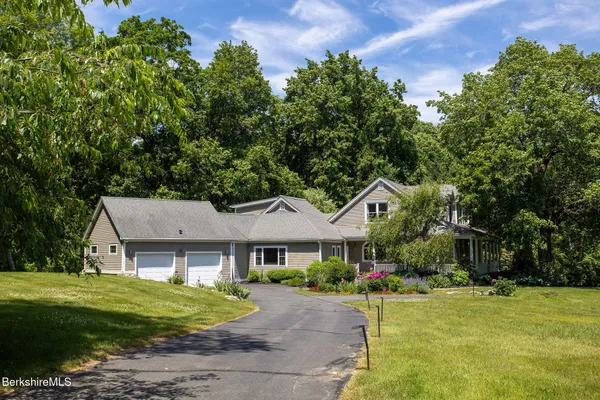 $1,295,000 | 3 Cornwall Drive, Great Barrington, MA 01230