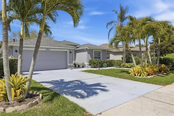 $489,900 | 6726 West Country Club Lane, Sarasota, FL 34243