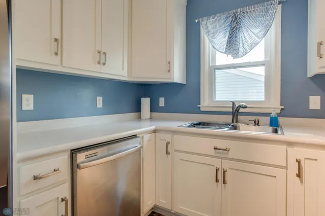 $215,000 | 407 15th Street North, Moorhead, MN 56560