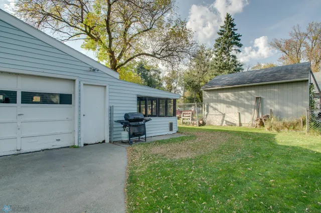 $215,000 | 407 15th Street North, Moorhead, MN 56560