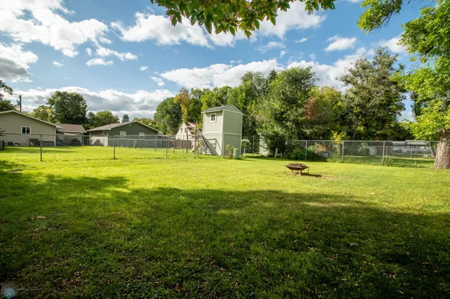 $215,000 | 407 15th Street North, Moorhead, MN 56560