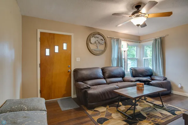 $215,000 | 407 15th Street North, Moorhead, MN 56560