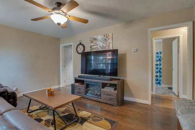 $215,000 | 407 15th Street North, Moorhead, MN 56560