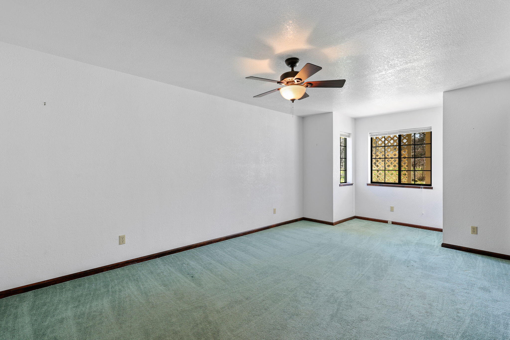 29376 Inwood Road Shingletown, CA 96088 - Photo 14 of 41 Bedroom 1