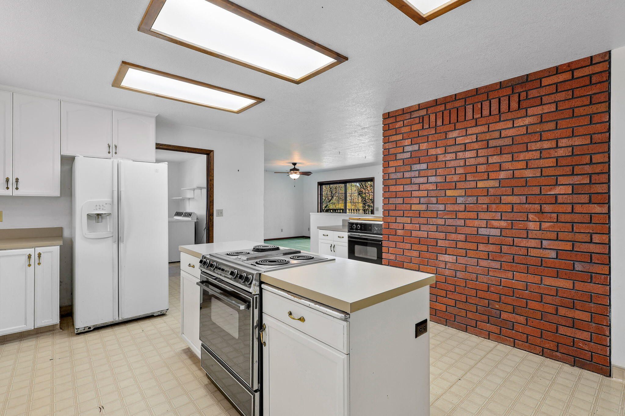Kitchen with Island