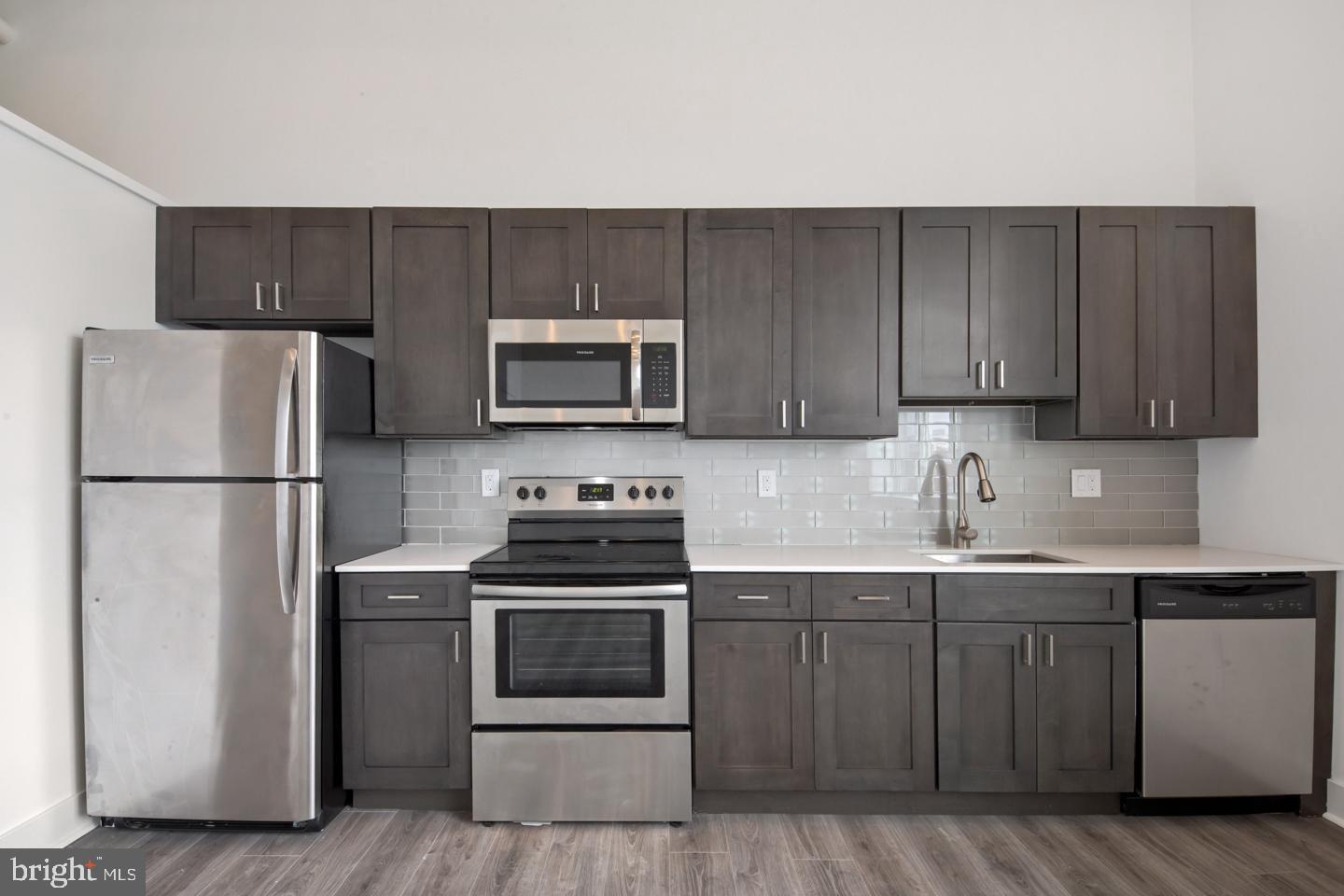 1705 Jackson Street, Unit 8 Philadelphia, PA 19145 - Photo 4 of 12