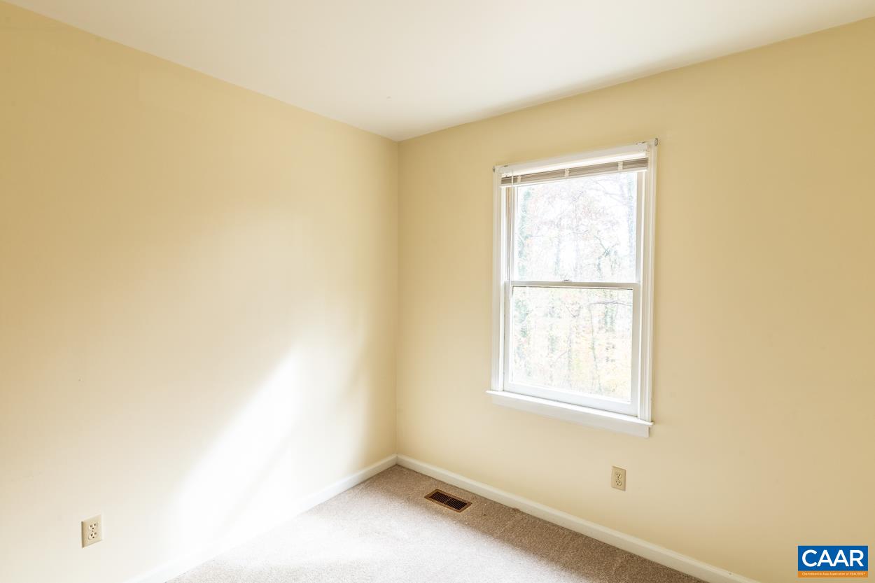 1422 Minor Ridge Court Charlottesville, VA 22901 - Photo 24 of 38 Gallery Image 24