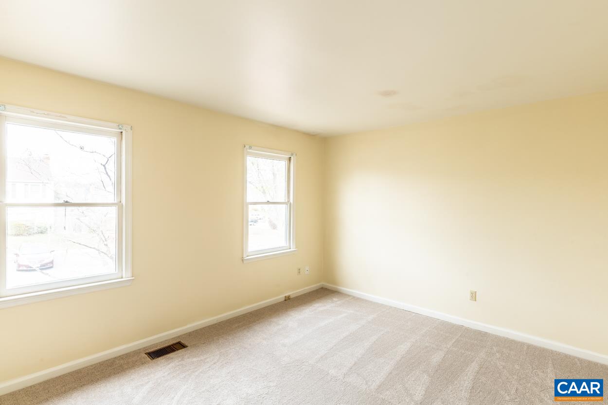 1422 Minor Ridge Court Charlottesville, VA 22901 - Photo 32 of 38 Gallery Image 32