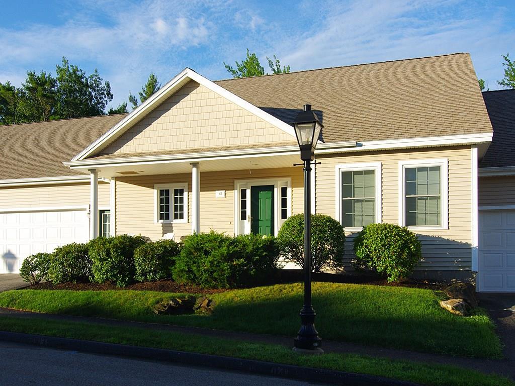 43 Sand Point Lane, Unit 43 Cumberland Foreside, ME 04110 - Photo 1 of 27 Photo