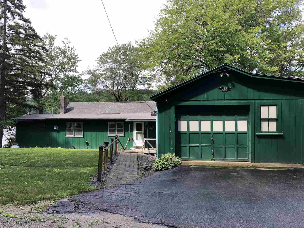 148 Silver Road Harrisville, NH 03450 - Photo 1 of 27 Gallery Image 1