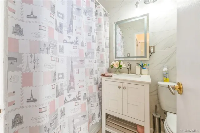 $350,000 | 517 Riverdale Avenue, Unit 4B 5B, Yonkers, NY 10705