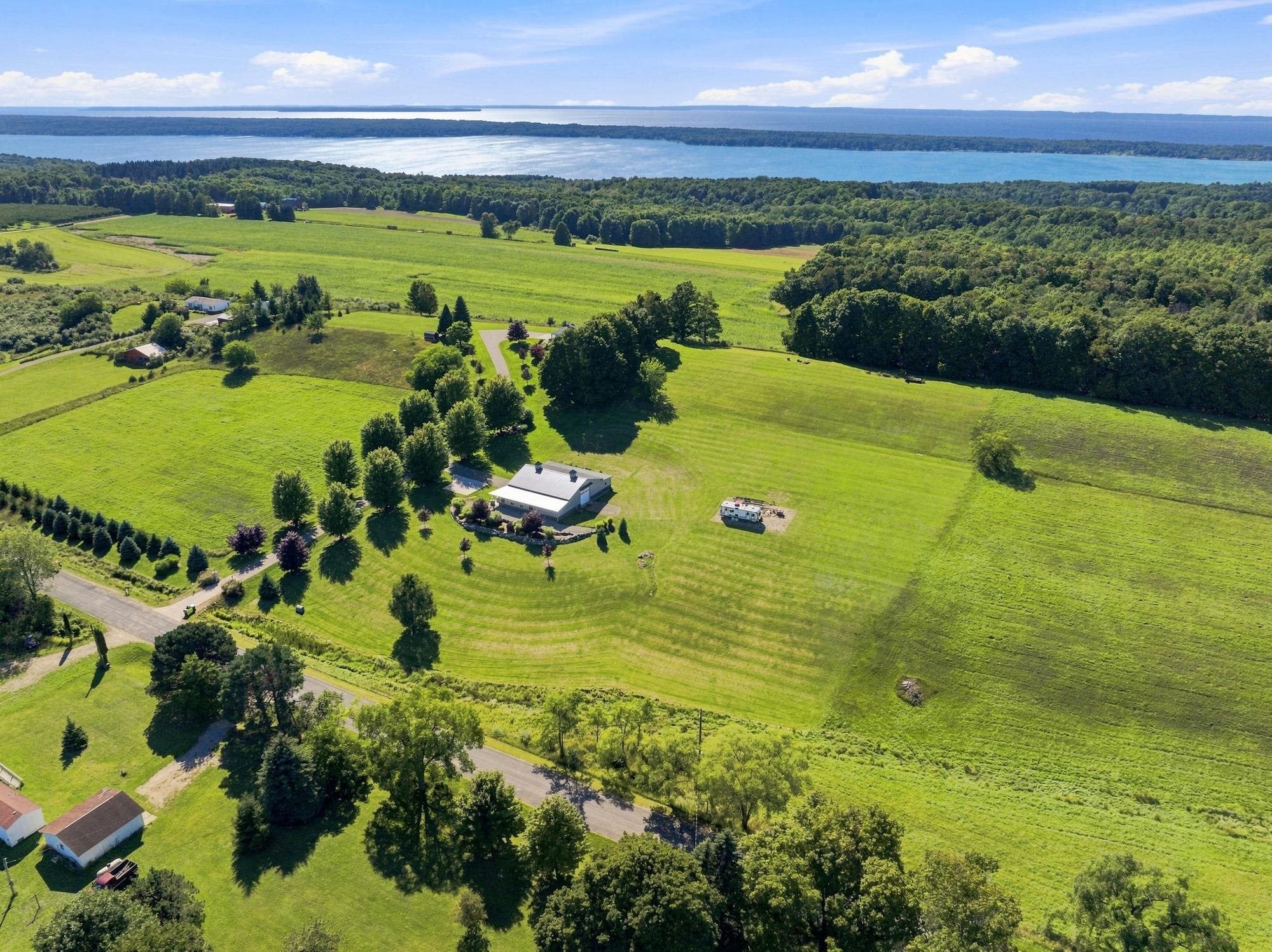 4135 Shadynook Road Central Lake, MI 49622 - Photo 48 of 54 Gallery Image 48