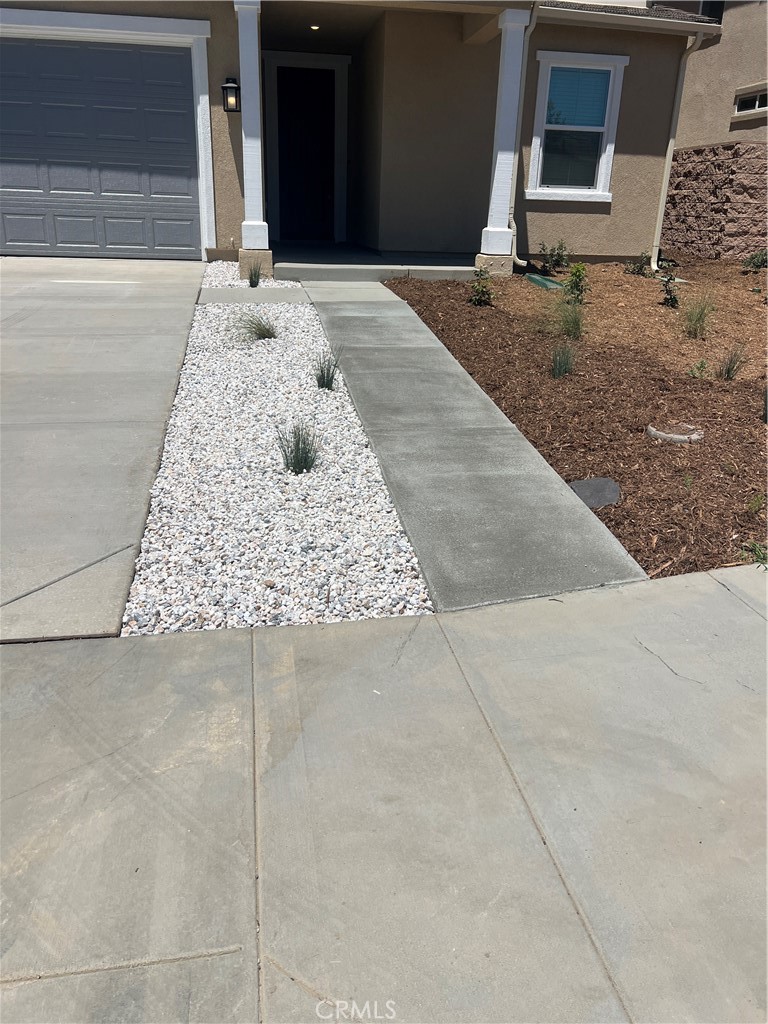 9707 Babaco Street Riverside, CA 92508 - Photo 3 of 40