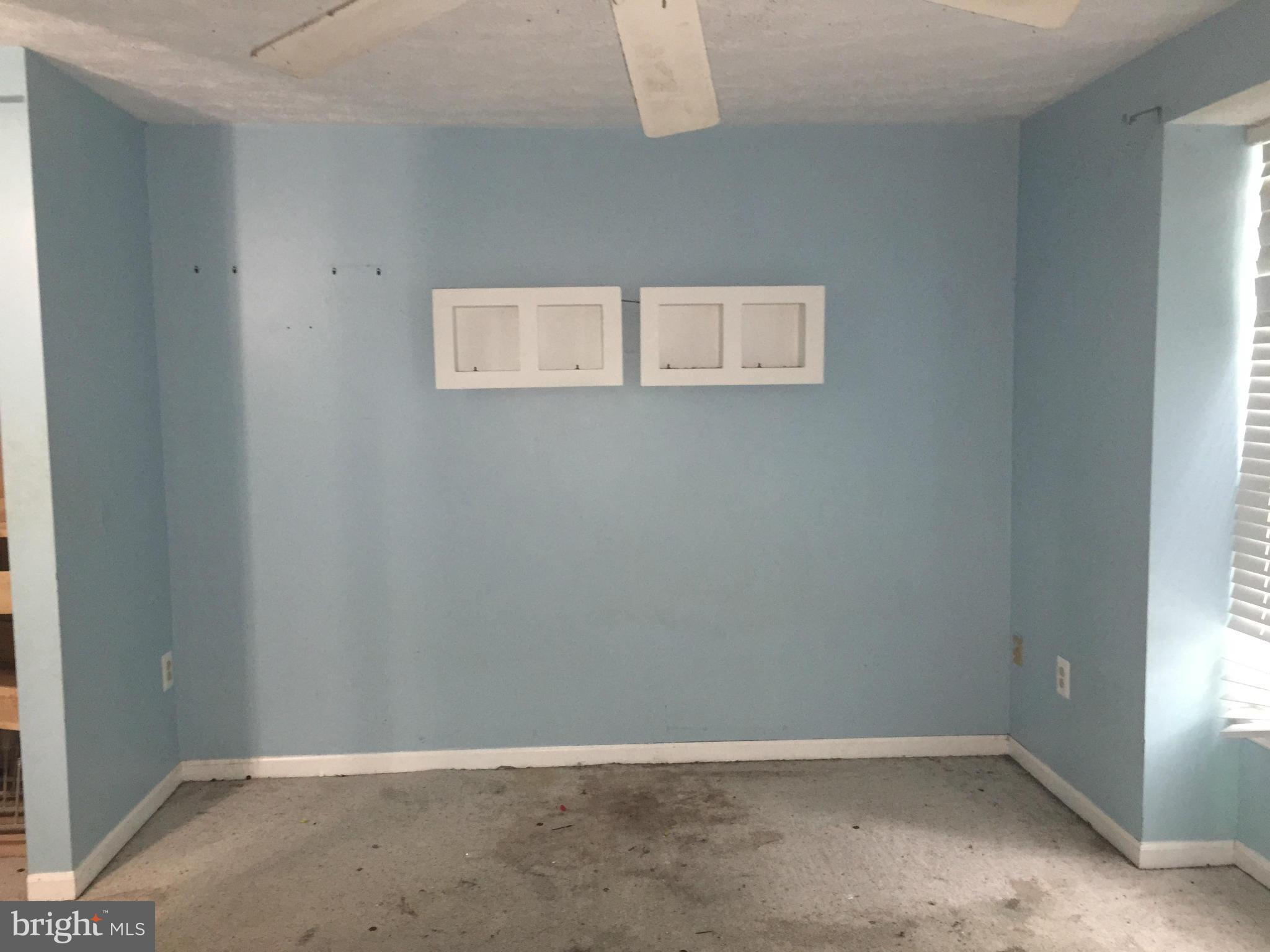 2211 Riding Crop Way Baltimore, MD 21244 - Photo 16 of 20 a view of an empty room
