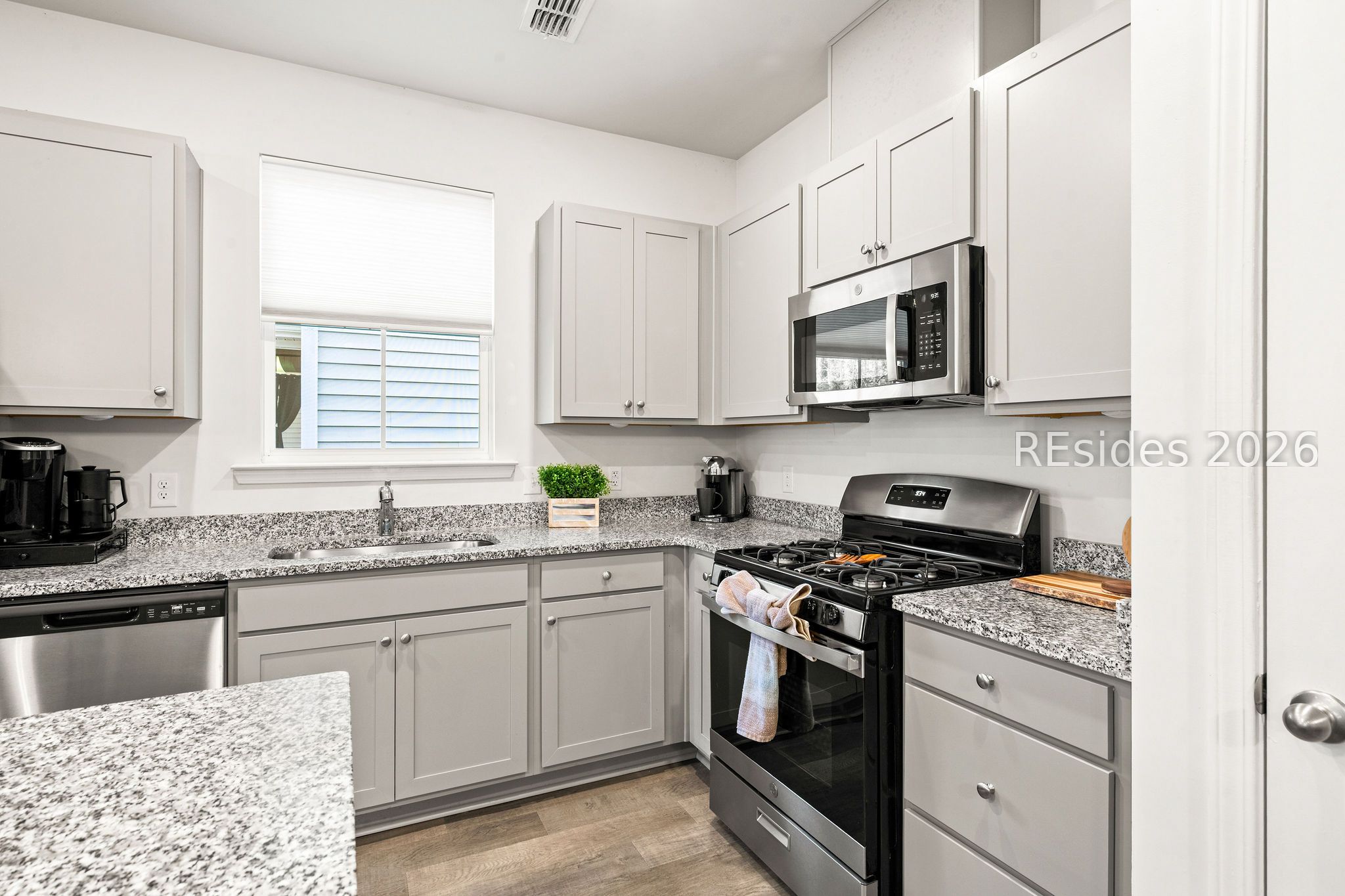 44 Parr Court Bluffton, SC 29910 - Photo 14 of 38