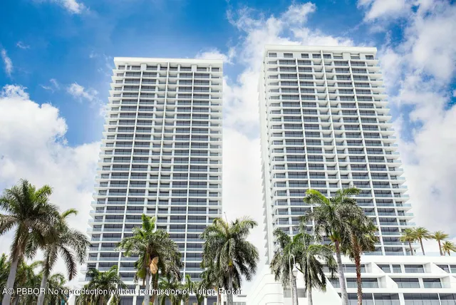 a view of a tall building