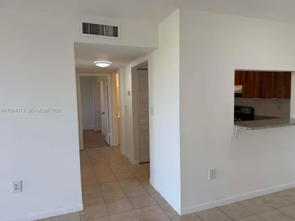 $2,050 | 8185 Northwest 7th Street, Unit 517, Miami, FL 33126