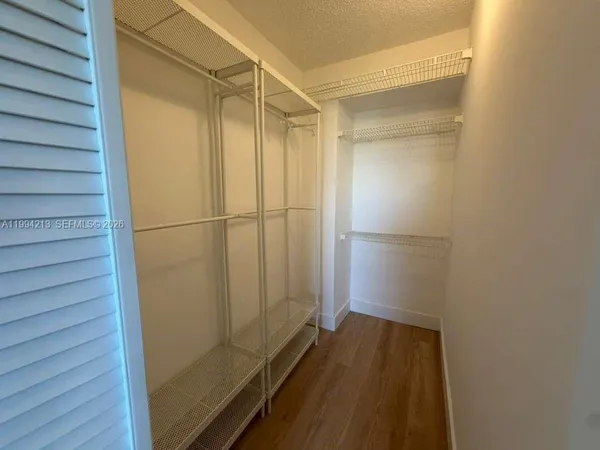 $2,050 | 8185 Northwest 7th Street, Unit 517, Miami, FL 33126