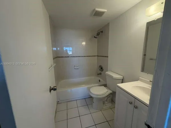 $2,050 | 8185 Northwest 7th Street, Unit 517, Miami, FL 33126
