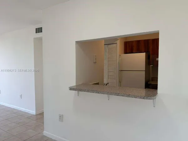 $2,050 | 8185 Northwest 7th Street, Unit 517, Miami, FL 33126