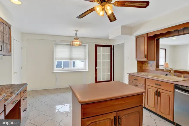 $439,900 | 1369 School Lane, Bensalem, PA 19020