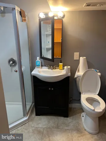 $240,000 | 7554 Forrest Avenue, Philadelphia, PA 19150