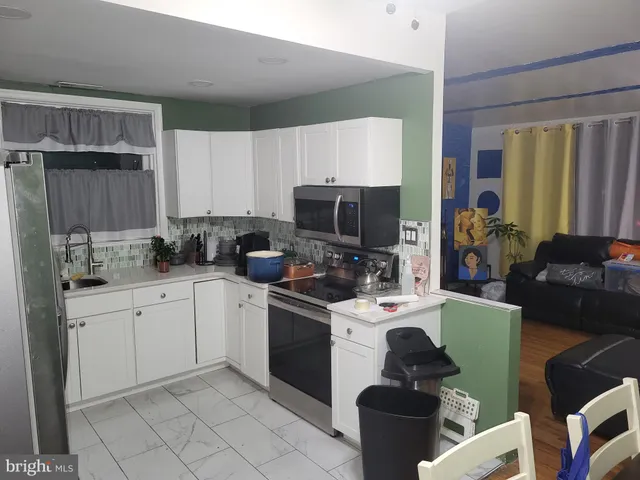 $240,000 | 7554 Forrest Avenue, Philadelphia, PA 19150