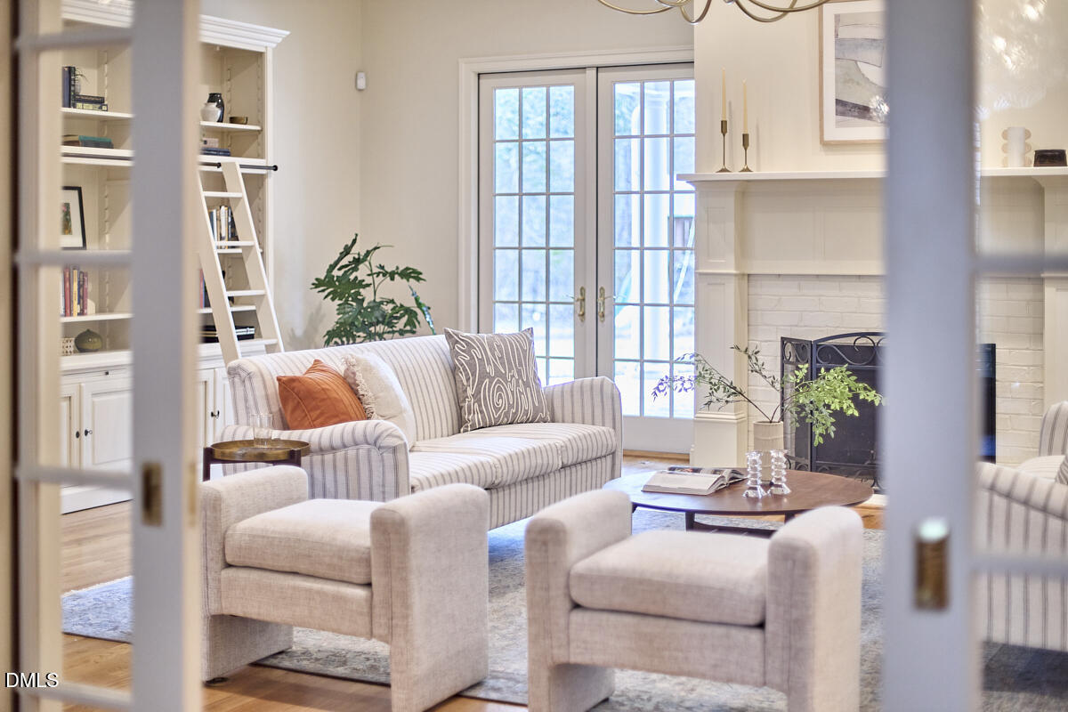 3436 Rugby Road Durham, NC 27707 - Photo 14 of 55 079