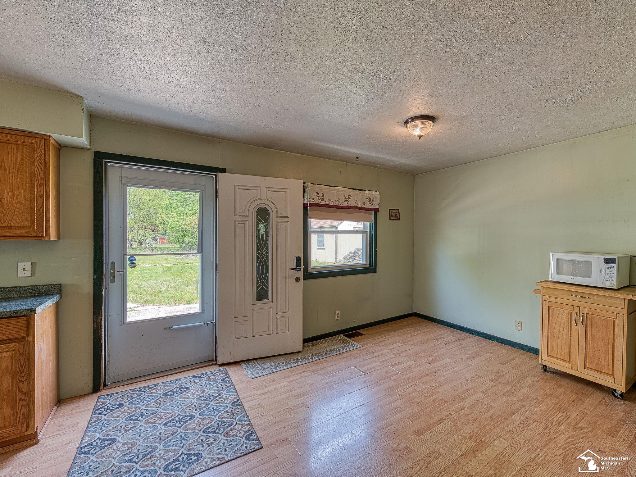 1230 West Sterns Road Temperance, MI 48182 - Photo 7 of 32