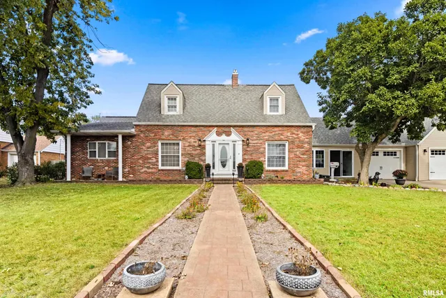 $265,000 | 917 West Truitt Avenue, Chillicothe, IL 61523