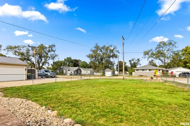 $265,000 | 917 West Truitt Avenue, Chillicothe, IL 61523