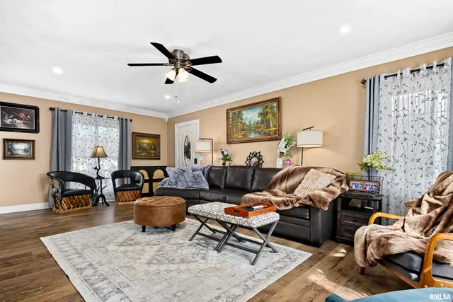 $265,000 | 917 West Truitt Avenue, Chillicothe, IL 61523