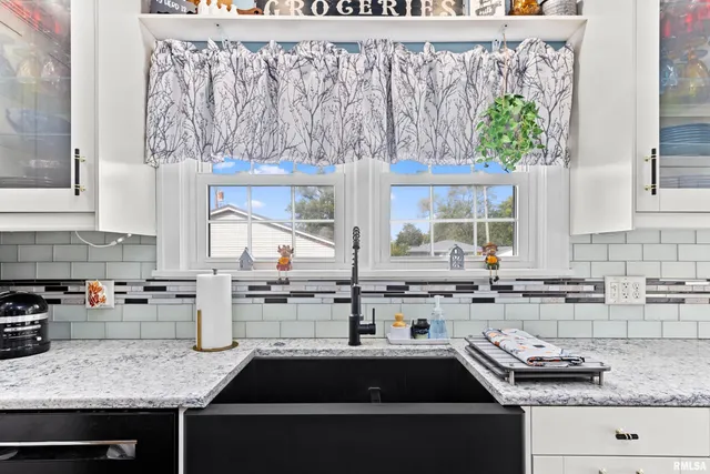 $265,000 | 917 West Truitt Avenue, Chillicothe, IL 61523