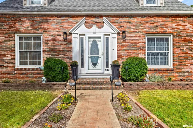 $265,000 | 917 West Truitt Avenue, Chillicothe, IL 61523