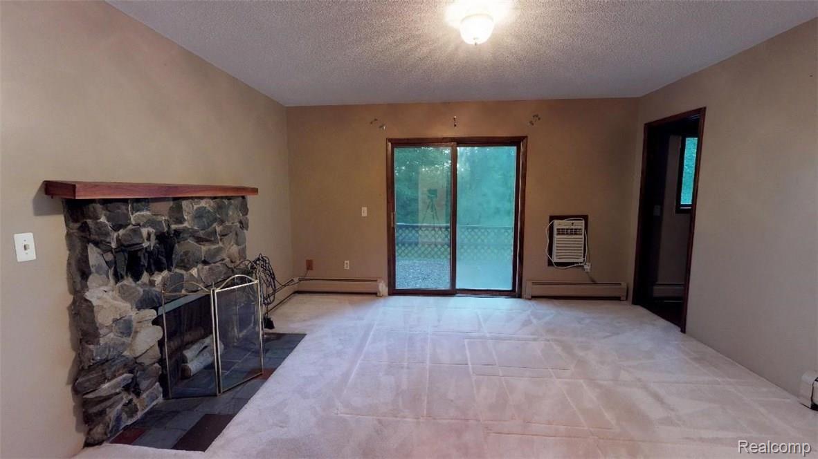 32100 King Road New Boston, MI 48164 - Photo 13 of 39 JDfkPJ5n7wF - 07.05