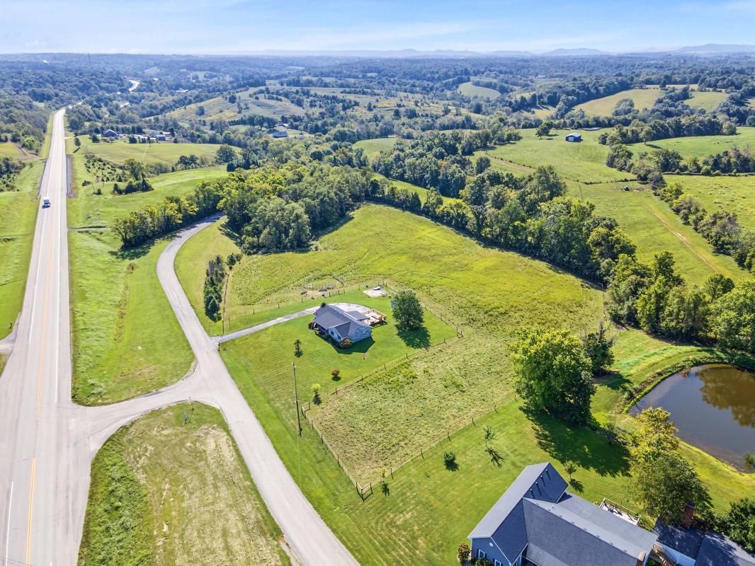 761 Texas Loop Road Springfield, KY 40069 - Photo 61 of 62 IMG_3345