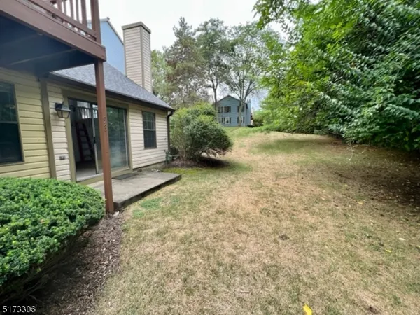 $2,100 | 92 Wood Duck Court, Hackettstown, NJ 07840