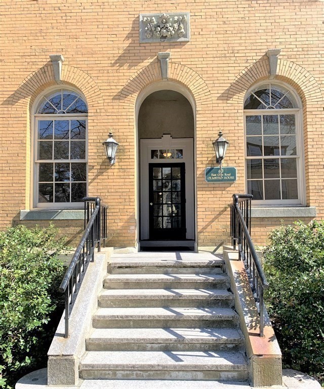 60e Glen Road, Unit 305 Brookline, MA 02445 - Photo 3 of 38 Gallery Image 3