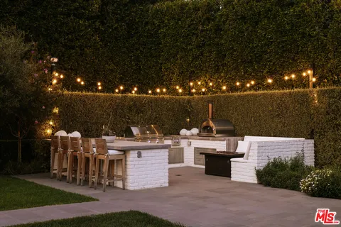 $19,998,000 | 538 Spoleto Drive, Pacific Palisades, CA 90272