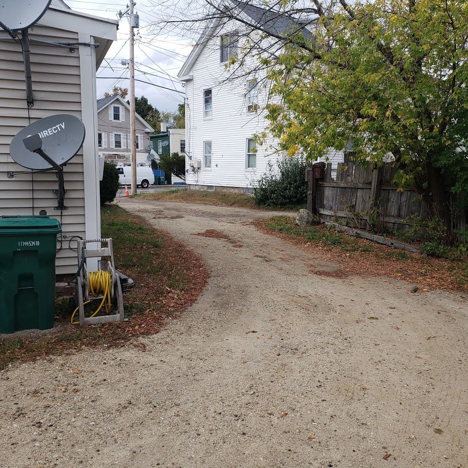 136 North Main Street Rochester, NH 03867 - Photo 8 of 13