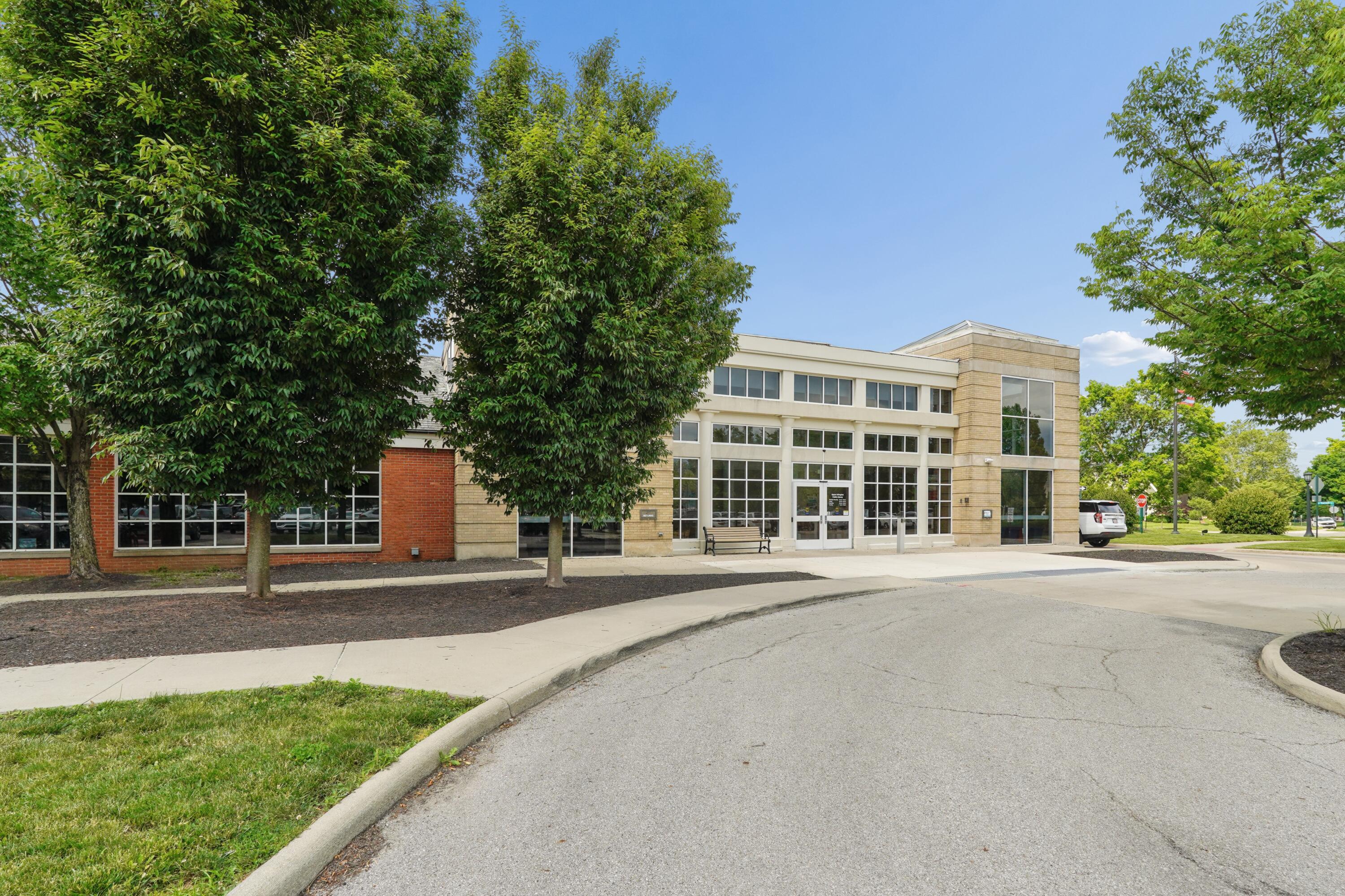 2088 Inchcliff Road Columbus, OH 43221 - Photo 40 of 49 Upper Arlington Public Library 1-2