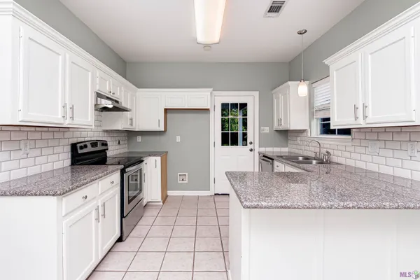 $205,000 | 36246 Greenville Avenue, Denham Springs, LA 70706