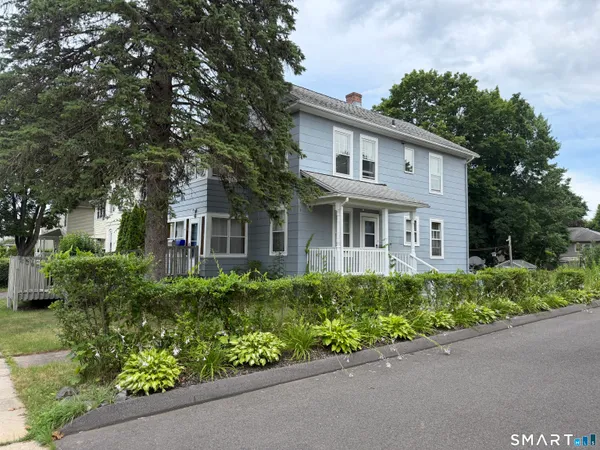 $299,930 | 98 6th Street, Bristol, CT 06010
