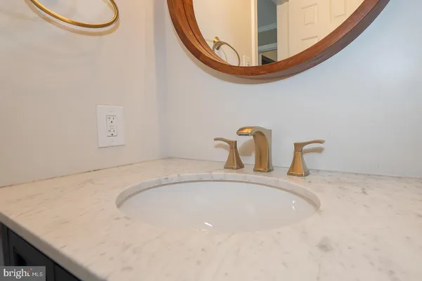 $365,000 | 4 Rittenhouse Court, Unit 181, Chesterbrook, PA 19087